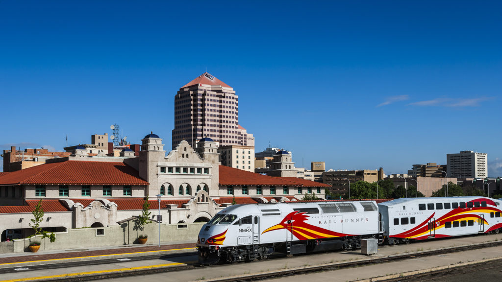 travel from albuquerque airport to santa fe